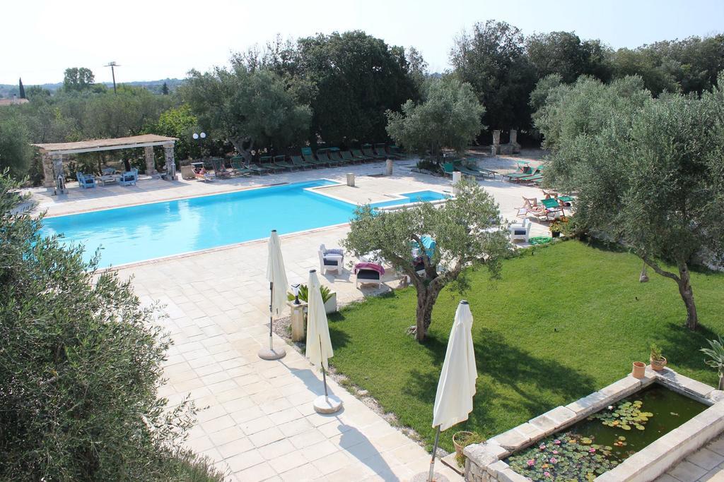 Agriturismo Tenuta Sant'Antonio Cerfignano Εξωτερικό φωτογραφία